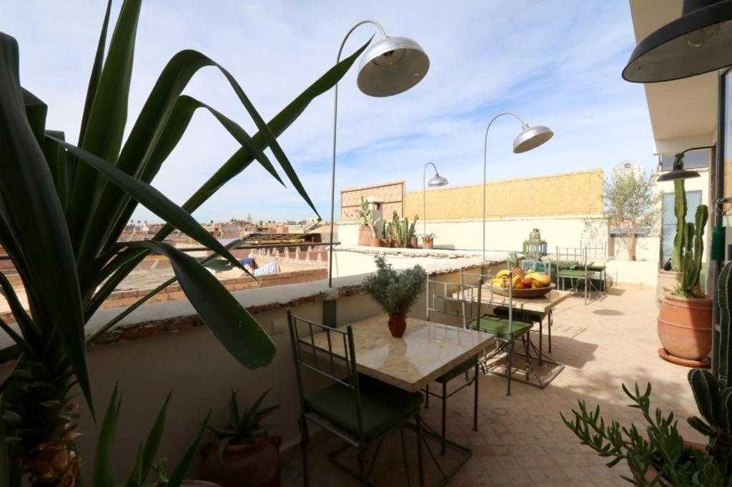 Riad 103 Medina Pool And Hammam Marrakesh Buitenkant foto